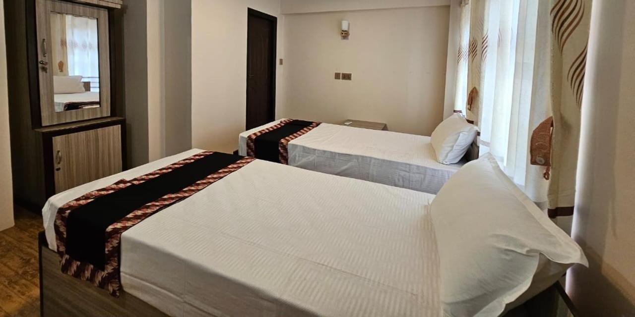 Hotel Durbar Side Bhatgoan Zewnętrze zdjęcie