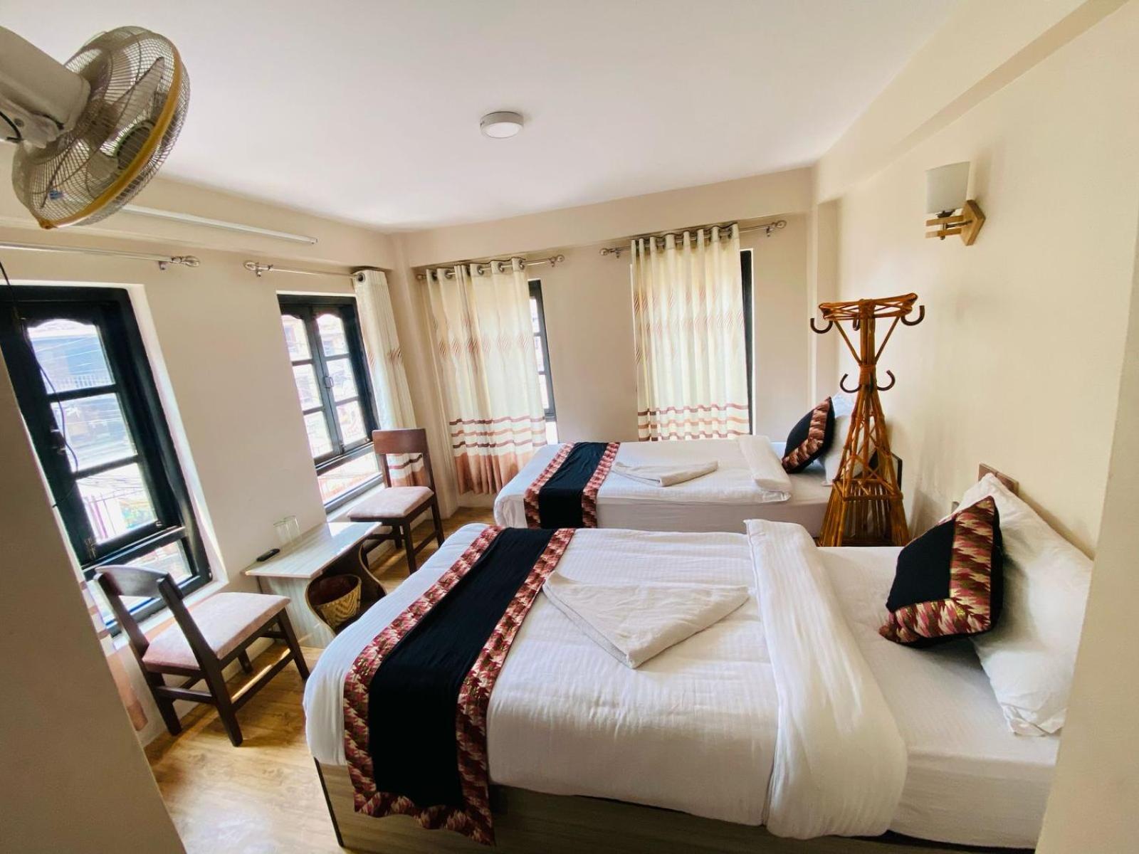 Hotel Durbar Side Bhatgoan Zewnętrze zdjęcie